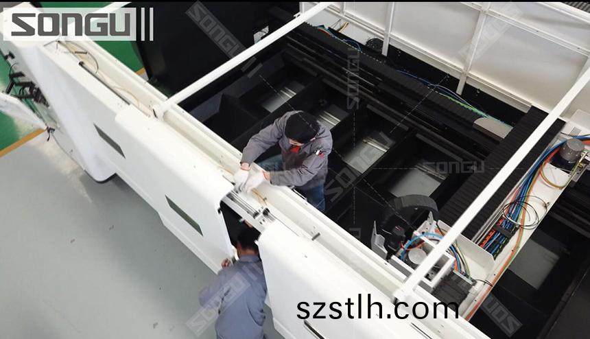 金(jin)屬激光切割(ge)設(she)備啟動