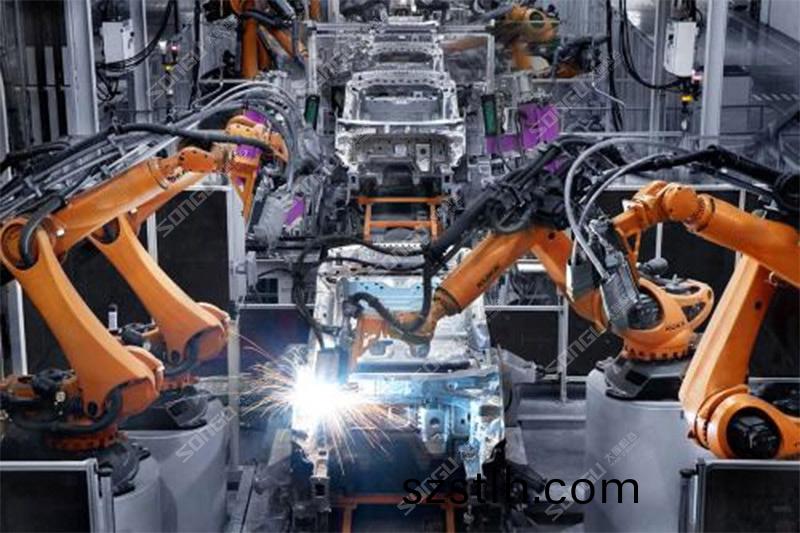 廣州光(guang)纖(xian)激光銲(han)接機,本(ben)土光纖(xian)激(ji)光(guang)切割(ge)機,鬆(song)穀(gu)光(guang)纖(xian)激(ji)光(guang)銲(han)接機(ji)