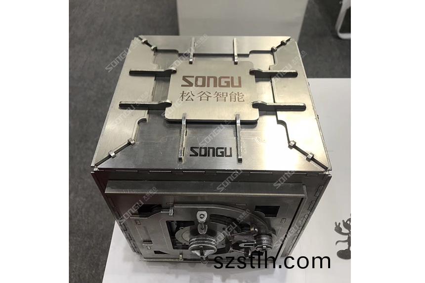 廣(guang)東(dong)光(guang)纖激(ji)光(guang)切(qie)割(ge)機 鬆(song)穀(gu)光纖(xian)激(ji)光(guang)切(qie)割(ge)金屬(shu)樣(yang)品(pin)